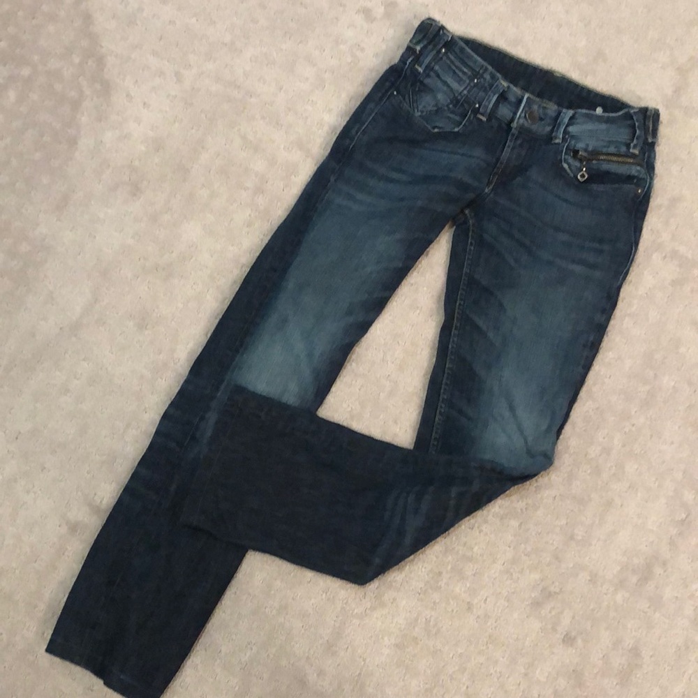 Levi’s red tab dark blue denim jeans. More style than your standard Levi’s!
